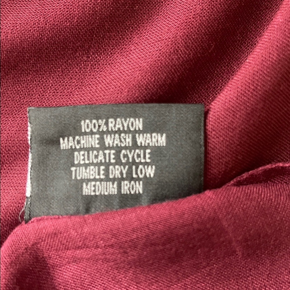 Haite Hijab Elegant Burgundy Oversized Scarf EUC - Picture 5 of 5